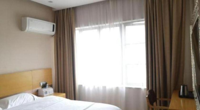 Greentree Express Baoshan District Youyi Road Metro Station Hotel Shanghai